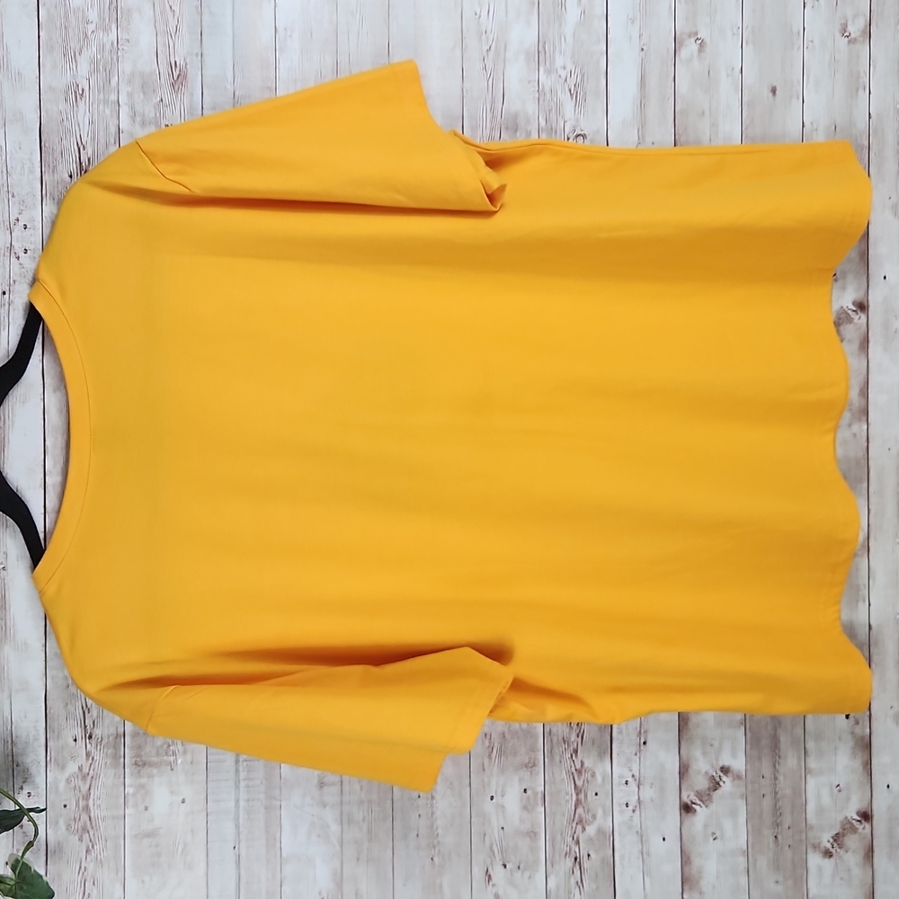 Shein, Women's Yellow Gold Tee-shirt, Curve, short sleeves, Sz 2XL - Picture 2 of 6